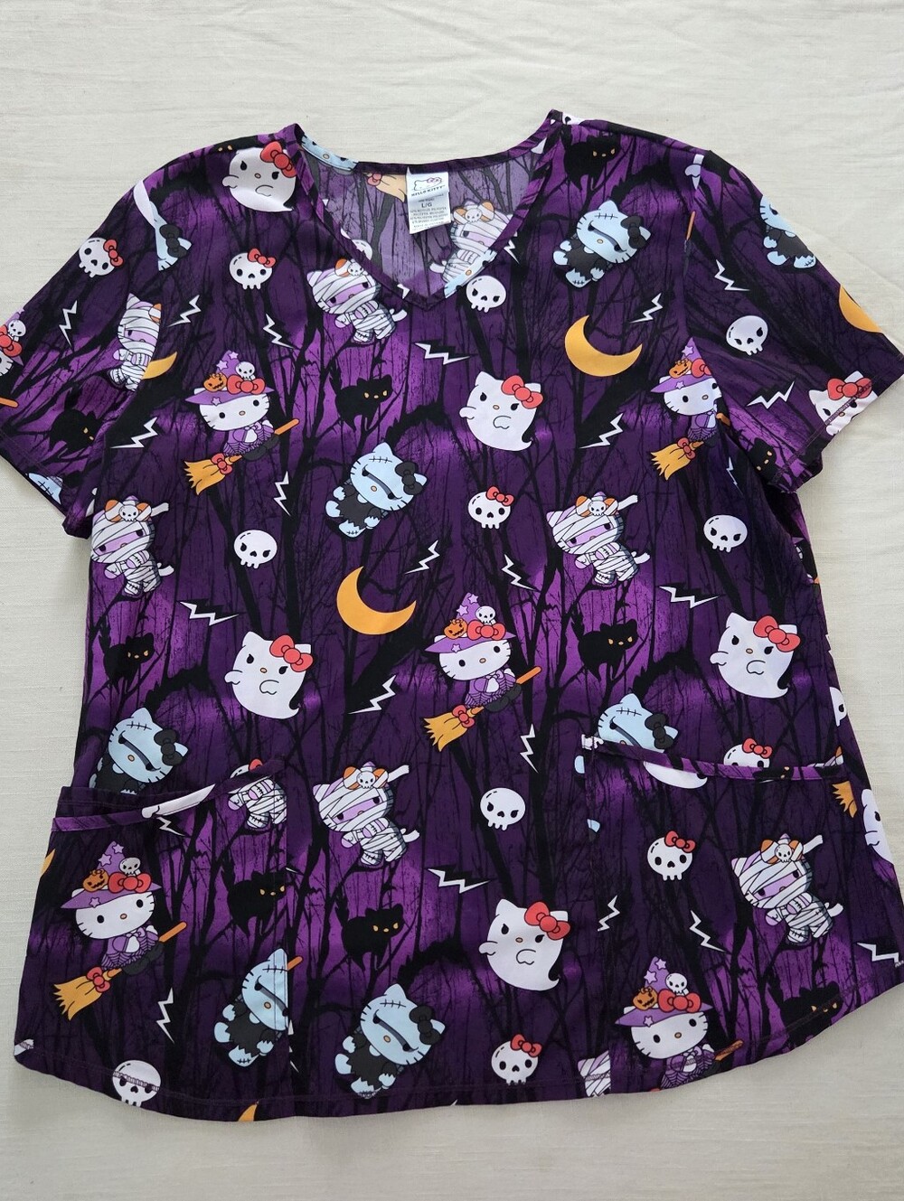 Hello Kitty Purple Halloween Print Scrub Top Orange Moon Medical Shirt Large